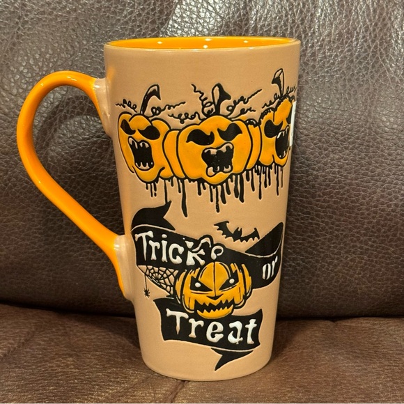 Trick or Treat Spooky Jack O’ Lanterns Vintage Style Halloween Latte Mug - Picture 9 of 12